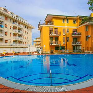  Apartament Residences La Rustica & Elite Włochy